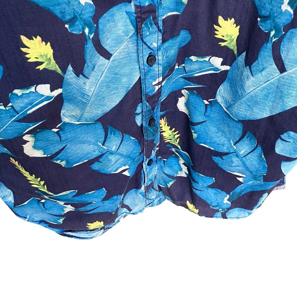 Vans Men’s Navy Indigo Tropical Print Button Up Shirt Tailored Fit M - Picture 3 of 7